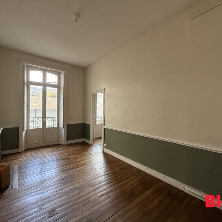 Location Appartement 6 pièces 133m² RENNES 35000 - Photo 1