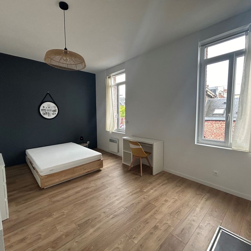 PINCEAU Roommate 4 Bedrooms at Amiens - Photo 2