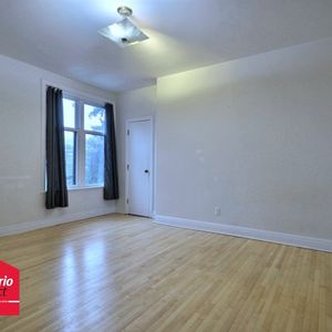 Appartement La Cité-Limoilou (Québec) À Louer - Photo 3