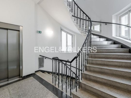 Pronájem bytu 5+1 156 m2 - Fotografie 1