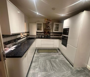 2 bedroom house share to rent - Photo 3