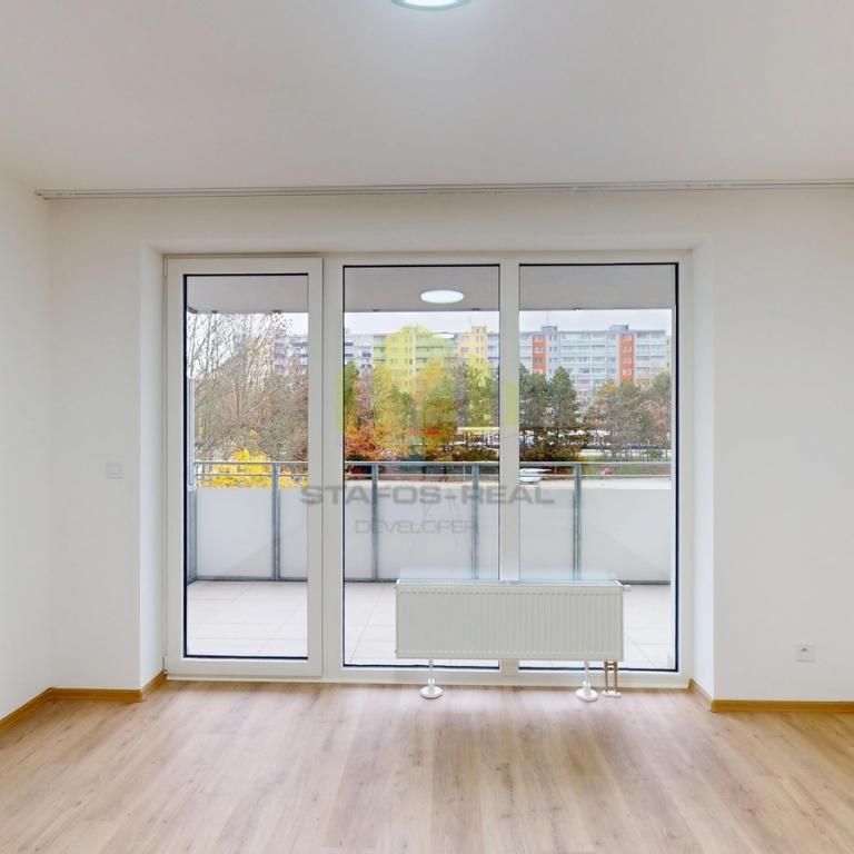 Pronájem bytu 1+kk 36 m2 - Fotografie 1