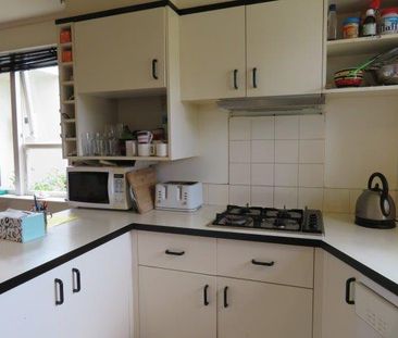 SHARED RESIDENTAL DWELLING IN POPULAR HATAITAI - Photo 2
