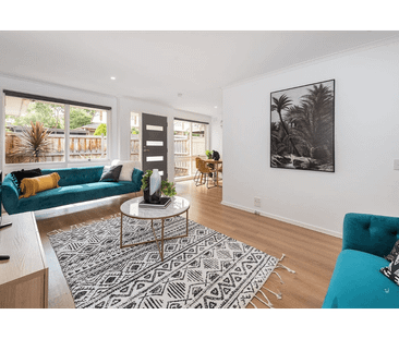 Spacious and modern living! - Photo 1