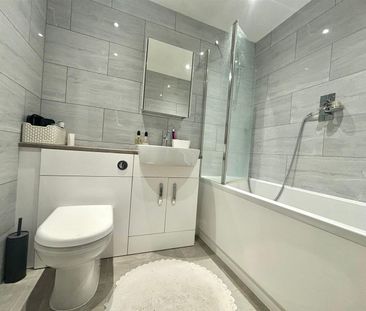 Morse Close, Harefield, UB9 - Photo 5