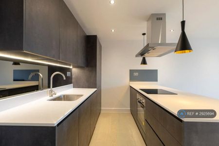 1 bedroom flat to rent - Photo 3