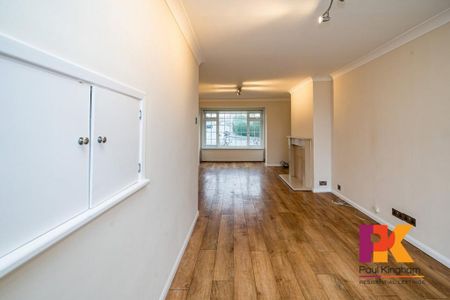 3 bedroom semi-detached house to rent - Photo 2