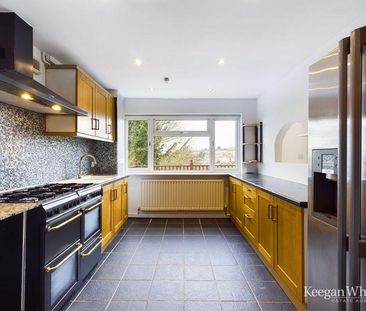 4 bedroom chalet to rent - Photo 5