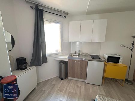 Location Appartement 1 pièce 13m² ANGOULEME 16000 - Photo 2
