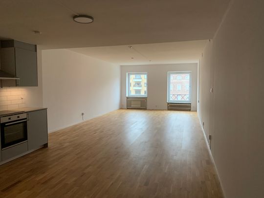 Kungsgatan 16 - Photo 1