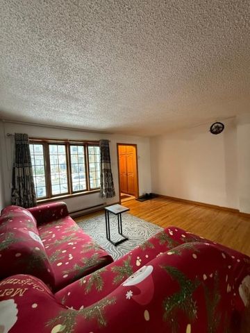 Maison à étages à louer - Laval (Chomedey) (Autres) - Photo 2