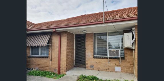 Comfortable and conveniently located, this 2-bedroom, 1-bathroom home in Thomastown is perfect for those seeking low-maintenance living. - Photo 2