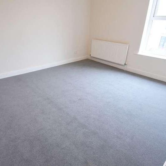 Bury Road, Tottington, BL8 - Photo 1