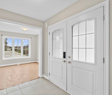 For Lease - 24 Amulet Way, Whitby, Ontario - Photo 1