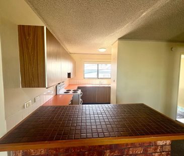 Home For Rent - Photo 3