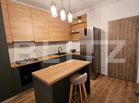 Lux! Apartament 2 camere, decomandat, bloc nou, zona Rovine - Fotografie 2