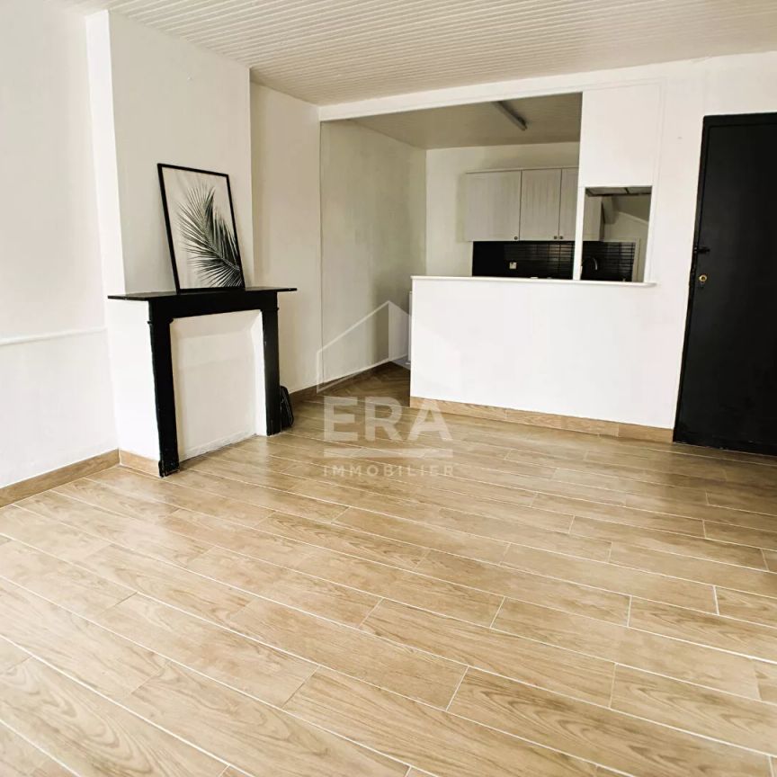 MAISON T5 A LOUER - BLOIS ? MAISON DE VILLE, RENOVEE, 2 CHBS + 1 BUREAU - Photo 1