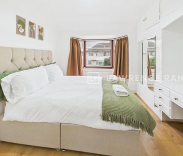 4 bedroom terraced house to rent - Photo 5