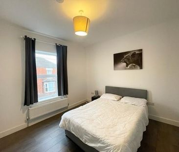 1 bedroom in a house share to rent - Photo 6