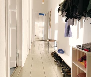 Jan–März 2026 / 2-Zimmer-Wohnung Altbau Neukölln zur Untermiete - Foto 1
