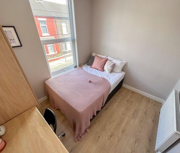 5 bedroom terraced house to rent - Photo 3