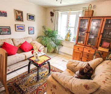 4 bedroom detached house to rent - Photo 6