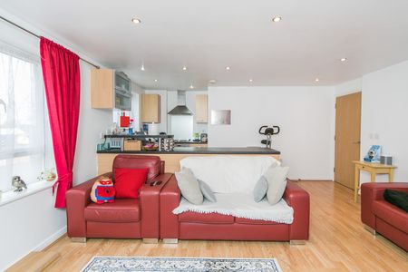 2 bedroom apartment to rent - Photo 3