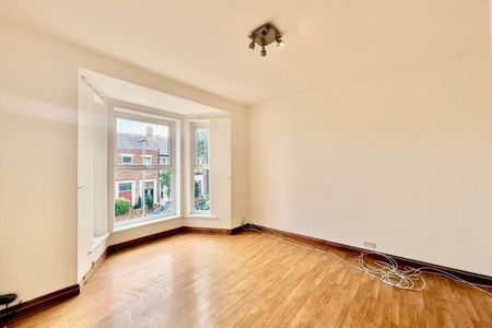 Laburnum Grove - Photo 3