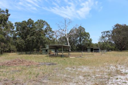 Rural Lifestyle Property - Photo 2