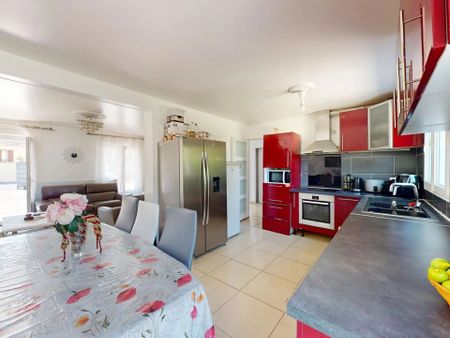 Location Maison 7 pièces 110 m2 à Saint-Pathus - Photo 5