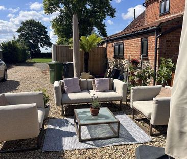 2 bedroom barn conversion to rent - Photo 4