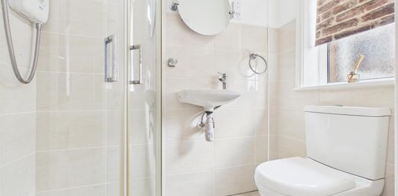 0 BED Studio flat To rent - Photo 2
