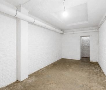 Volledig gerenoveerd gelijkvloersappartement met privatieve koer op... - Foto 4