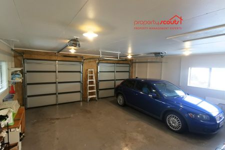 Warm and Welcoming 3-Bedroom Home – Great Area, Great Schools! - Photo 4