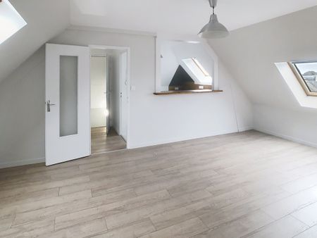 Location Appartement 1 pièce 32m² COUTANCES 50200 - Photo 4