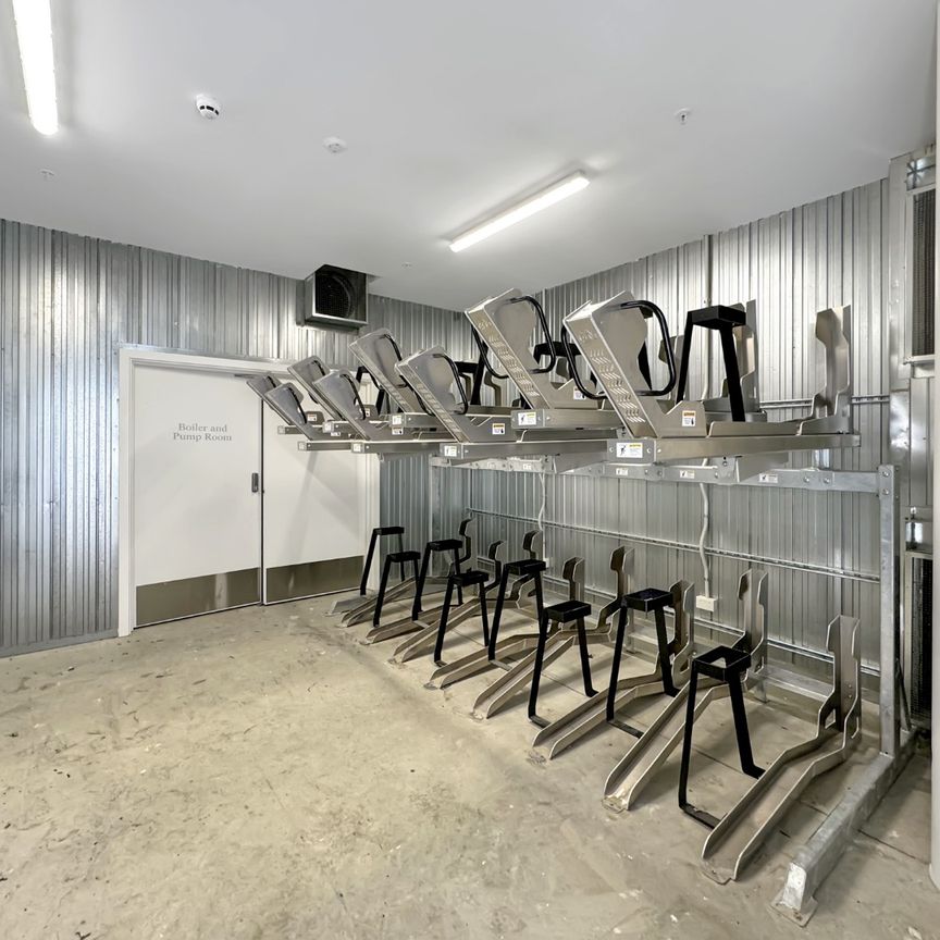 Welcome to apartment 411 in Hyde Lane. - Photo 1