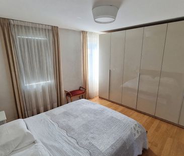 Moderno appartamento 3,5 locali ristrutturato a nuovo con terrazza - Photo 4
