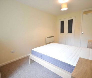 Spathfield Court, Holmfield Close, Heaton Chapel, Stockport, SK4 2RR - Photo 3