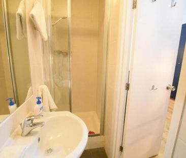 Maisonette to rent - Photo 4