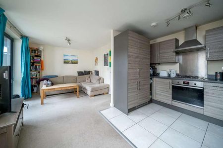 Pooles, N4 - Photo 2