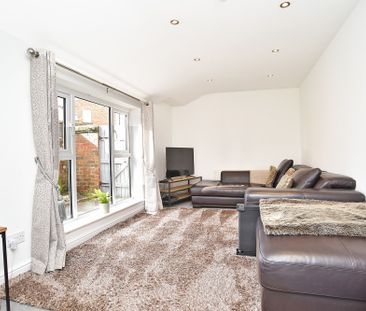 19 Hookstone Road, Harrogate, HG2 - Photo 1