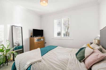 Byron Road, Addlestone, Surrey, KT15 2SX - Photo 5