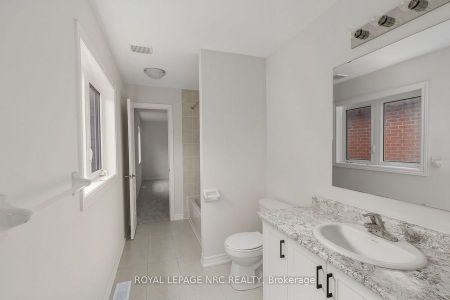 For Lease - 106 Palace Street, Thorold, Ontario - Photo 2