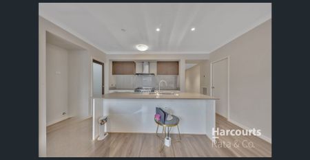 Impressive family home! - Photo 5