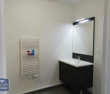 Location Appartement 3 pièces 67m² AVRILLE 49240 - Photo 6