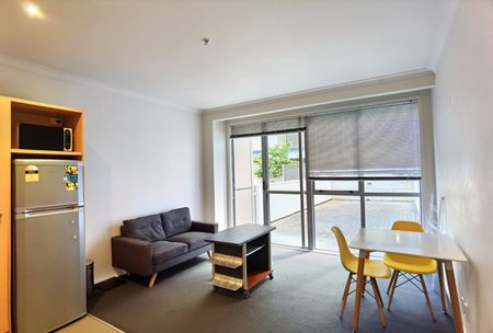 one Bedroom Apartment - Photo 4