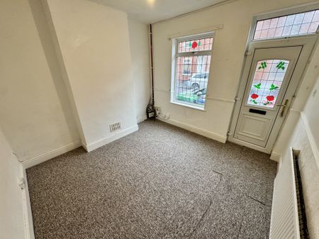 John Street, Rowley Regis - Photo 3