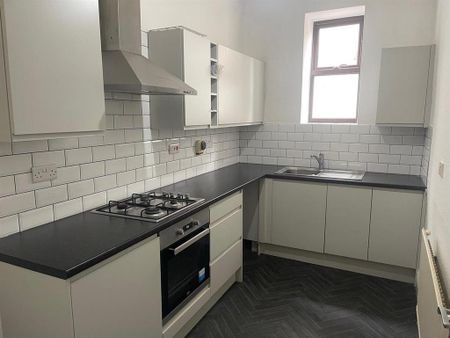 2 bedroom apartment to rent - Photo 4