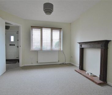 2 bedroom semi-detached house to rent - Photo 2