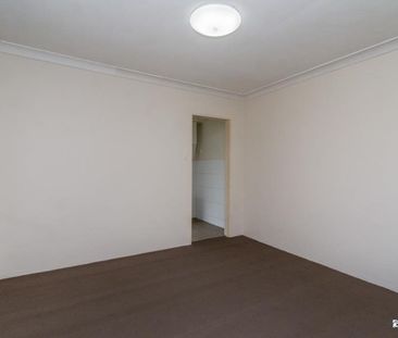 Ideal Location! - Photo 2